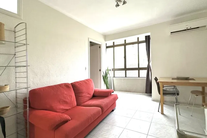 Apartment in the second line from the sea in Portixol — photo 3
