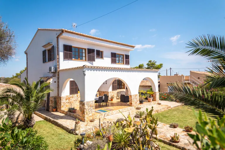 Chalet in Cala Llombards near the beach — photo 2