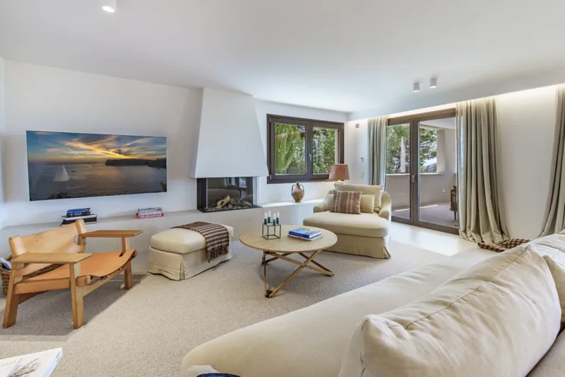 Luxury Hillside Villa with Spectacular Views over Pollensa Bay and the Tramuntana Mountains — photo 6