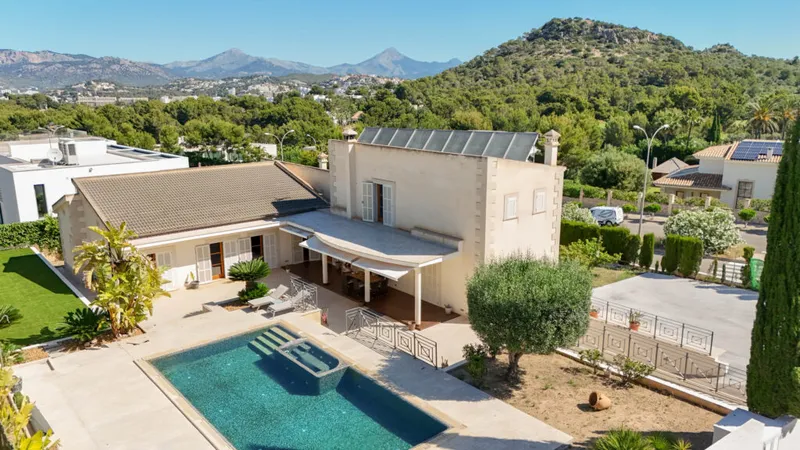 Mediterranean Villa with Private Pool in Nova Santa Ponsa — photo 1