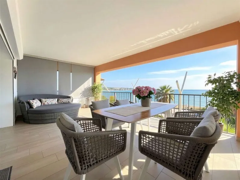 Flat / apartment for sale in Ses Cadenes-Arenal — photo 1