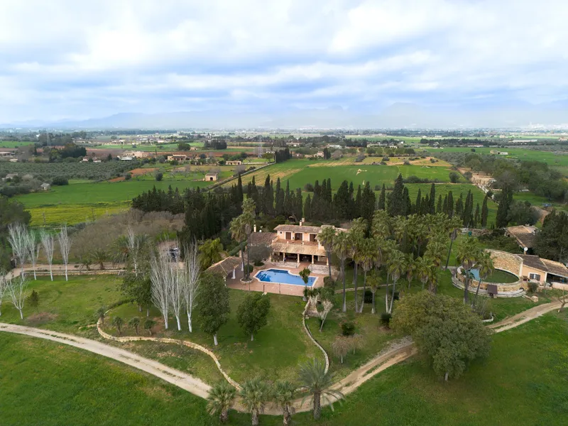 Rustic Finca in Sencelles — photo 1