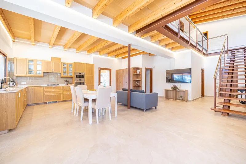 Rustic House for Rent in Llucmajor — photo 2