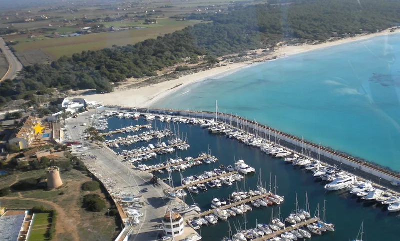 I-4035 Plot just 500 m from the beach and Nautical Club of Sa Ràpita — photo 1