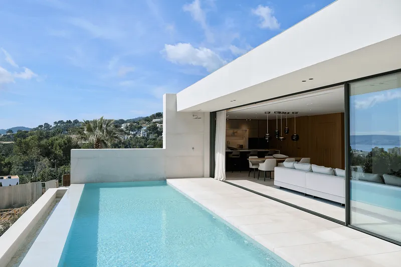 Villa with pool and sea views in Portals Nous — photo 3