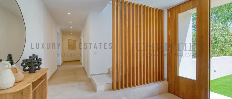 New build villa in Calvia with pool and far-reaching views near the village center — photo 3