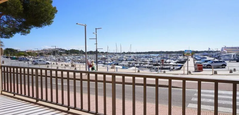 Furnished ground floor for rent in Cala Figuera, Santanyí — photo 1