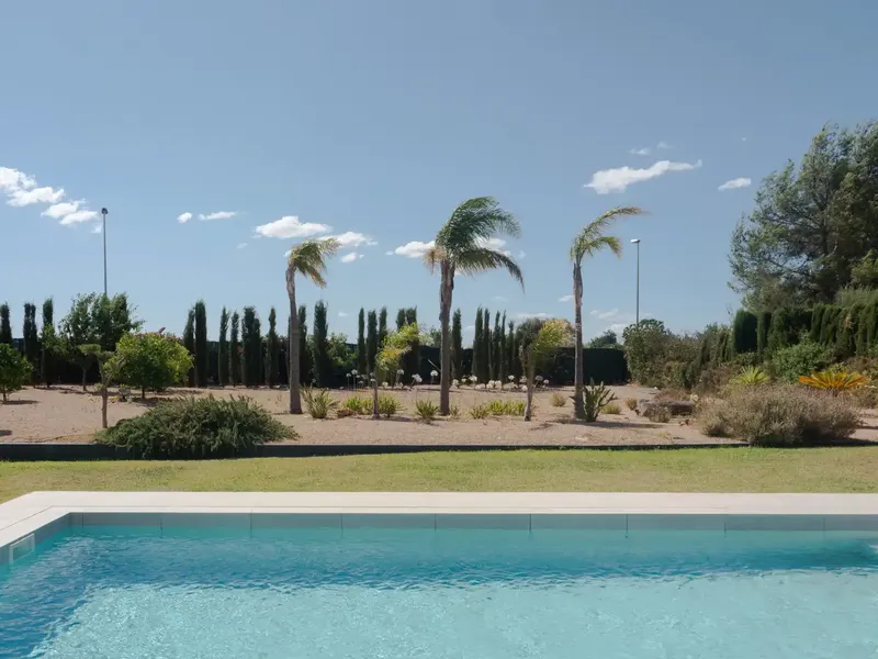 Located in the exclusive residential area of Sa Planera, this exceptional contemporary villa, built in 2021, offers a unique combination — photo 9