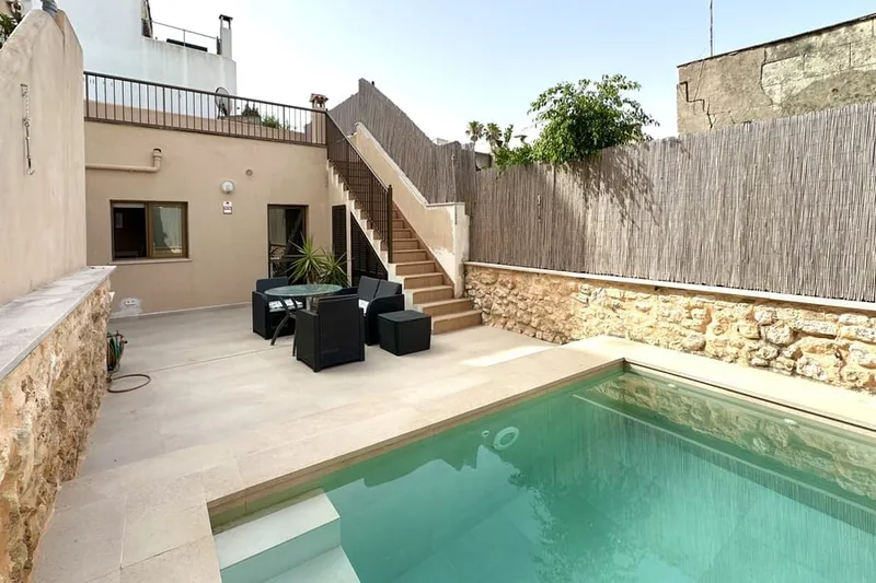Mediterranean style house with a swimming pool in Felanitx — photo 1