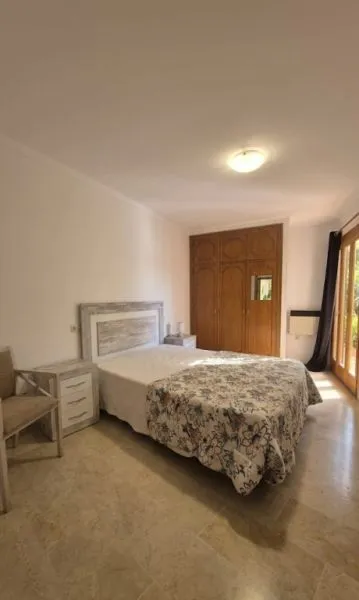 Apartment on the beachfront in Porto Cristo — photo 2