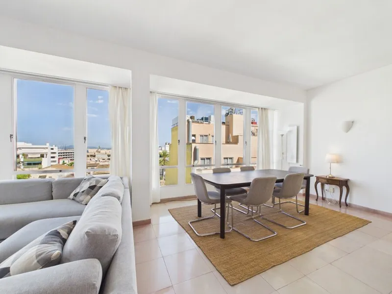 Bright Two Bedroom Apartment with Terrace in Terreno - Long Term Rent, Only Available for a Couple — photo 9