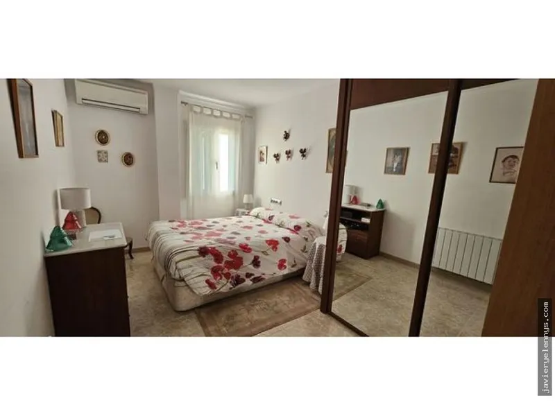 Apartment for sale on Calle d'en Bennàsser — photo 4