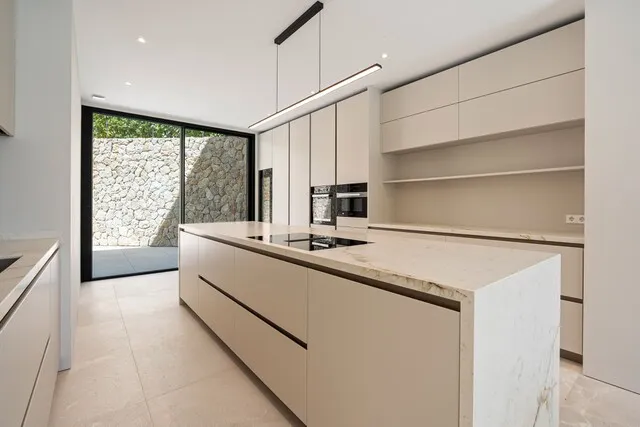 Modern Mediterranean villa for sale in upper Son Vida, Mallorca — photo 8