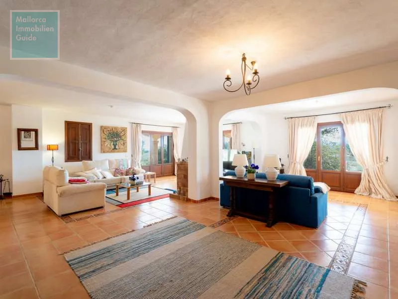 Son Carrió Finca with distant sea views and a small casita — photo 7