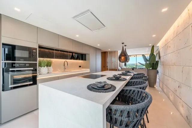 Newly built penthouse with pool for sale in Santa Ponsa, Mallorca — photo 8