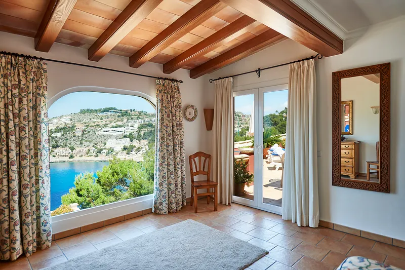 Villa with two separate apartments with rental license in prime location — photo 9