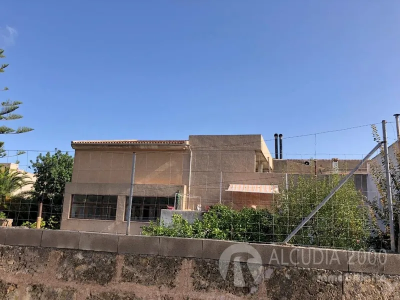 Building — photo 9