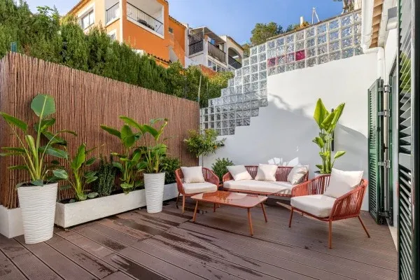 Modern apartment in a central location close to the beach in Santa Ponsa — photo 1
