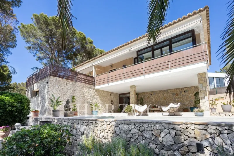 Mediterranean villa just a few steps from the sea — photo 3