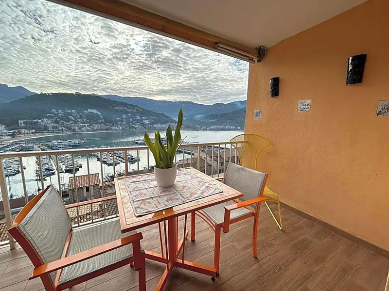 Apartment in Port de Sóller, Province of Balearic Islands — photo 1
