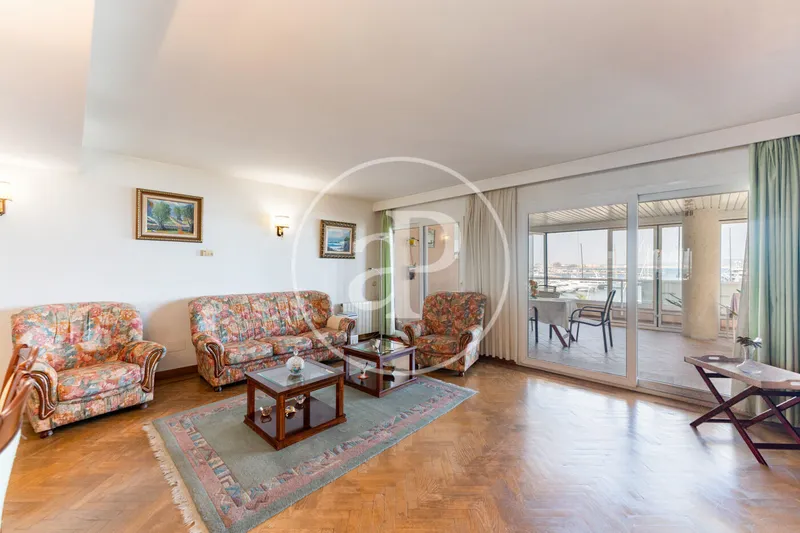 Apartment for sale with terrace and sea views on Paseo Marítimo — photo 10