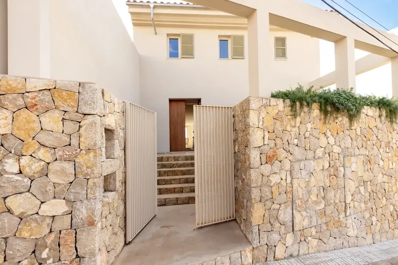 In one of the quietest and most privileged areas of Búger lies this exceptional residence, a property that stands out for its privacy — photo 7