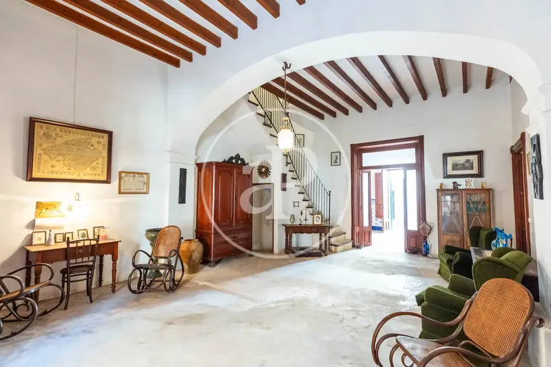 Mallorcan-style house — photo 1
