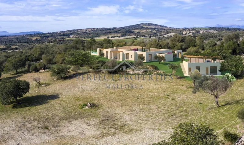 Luxury country home designed to provide the best comfort and well-being in a natural environment — photo 6