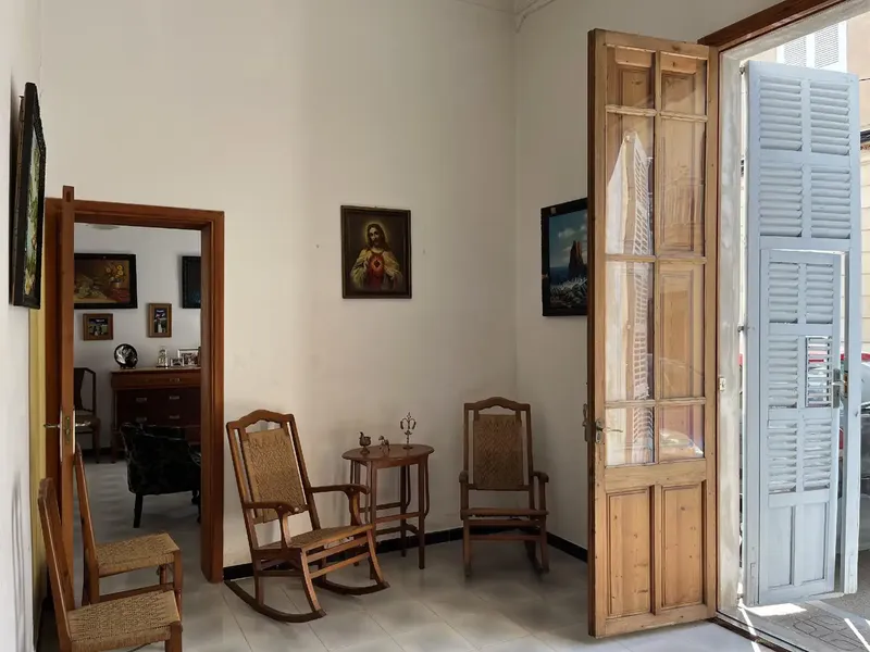 Charming village house for sale in Santa Margalida, Mallorca. A property with character, spacious rooms and enormous potential for cr — photo 3