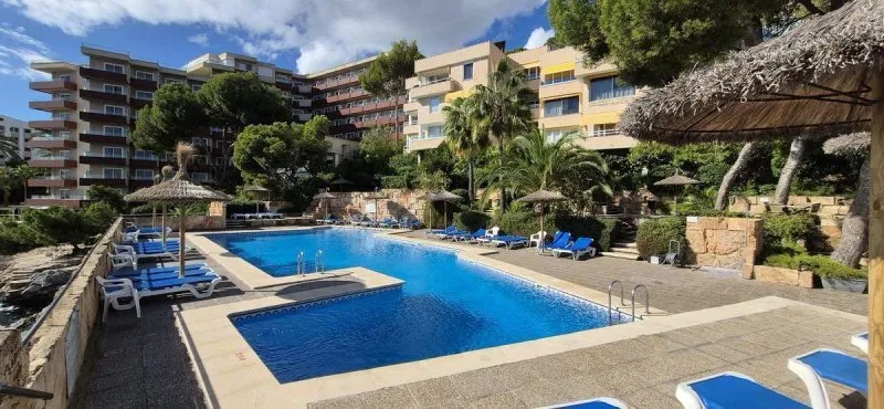 Illetas - Sea-view apartment in first line — photo 1