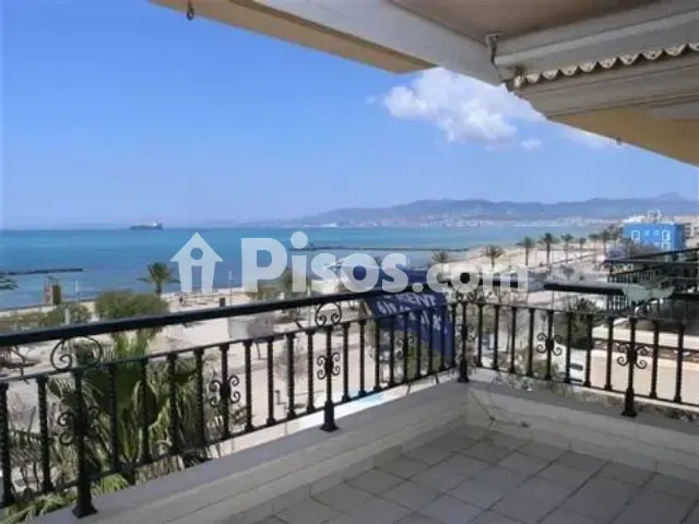 Apartment in El Coll d'en Rabassa — photo 1