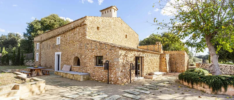 Historic renovated finca with pool in Llubí in the heart of Mallorca — photo 2