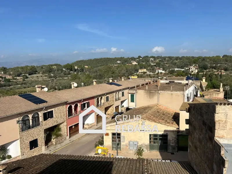 Discover a unique opportunity to acquire an exclusive penthouse in a development of only three homes, located in the heart of Pòrtol — photo 4