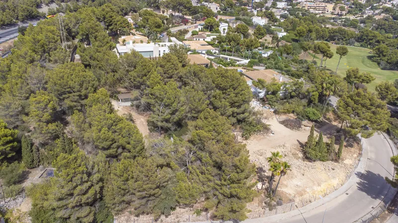 Magnificent plot in Bendinat Golf with sea views, privacy & building license — photo 2