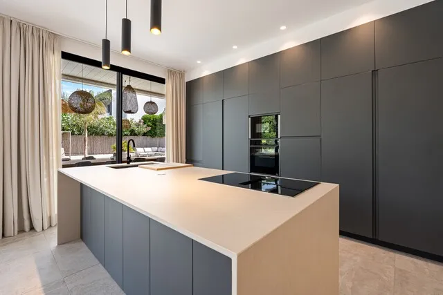 Contemporary Villa in Puig de Ros – Modern Coastal Living — photo 9