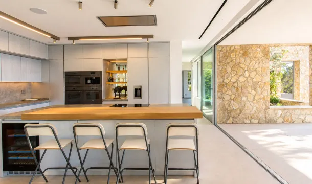 Modern newly built villa overlooking the bay of Santa Ponsa — photo 6