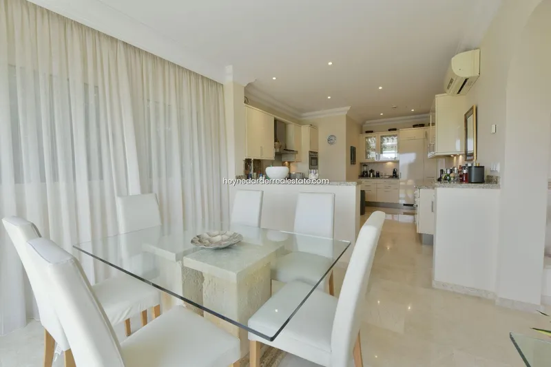 Villa en Port d'Andratx — photo 2