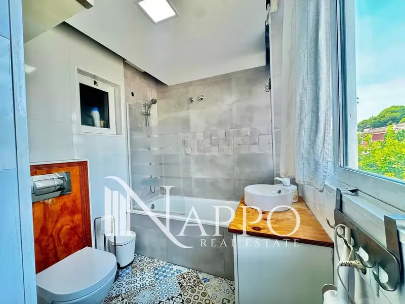 NAPPO Real Estate presents this magnificent free-roof home in Playa de Palma, just 200 meters from the sea. Located in a — photo 8