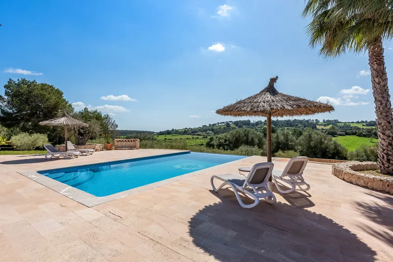 Excellent natural stone finca with outstanding outdoor area and rental license – Porto Cristo — photo 1