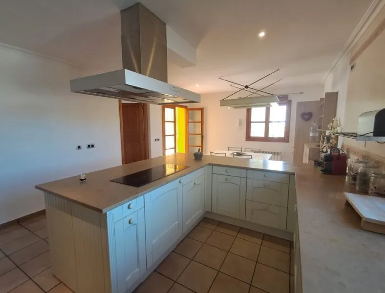 Imposing finca with sep. guest house and all extras near Petra - Manacor -- F 64 VK — photo 12