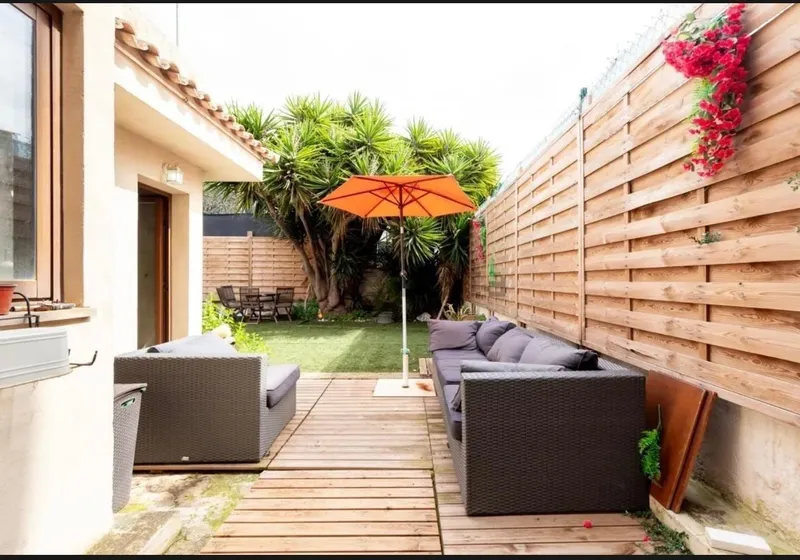 Spacious ground floor with private garden in Ciudad Jardín — photo 4