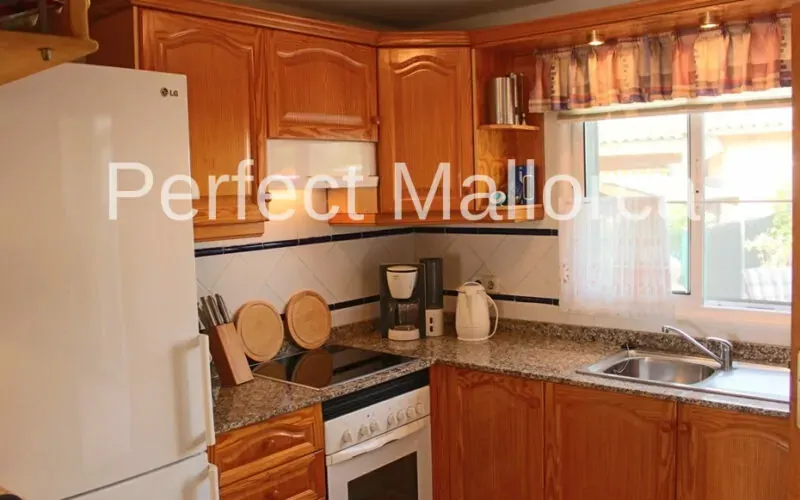 Well-maintained end-terraced house with guest area and garden in Cala Murada — photo 12