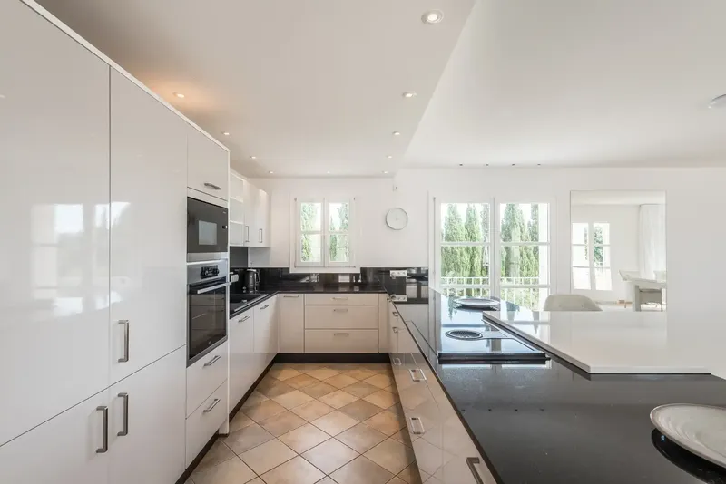Exceptional estate near Artà with spacious architecture, impressive sea views and high privacy — photo 5