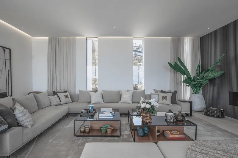 Seasonal rental villa with pool and sea views in Son Vida — photo 6
