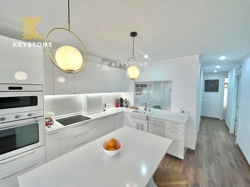 Apartment — photo 1