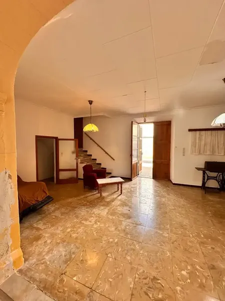 Charming Mallorcan village house with over 250 m² of built area and large garden in the center of Búger. — photo 8