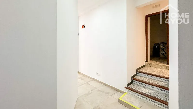 Office space / retail unit with bathroom and top 1A location for sale — photo 7