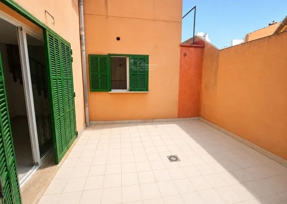 Terraced house in Calle de l'Argelaga, Hostalets - Son Fortesa Sud, Palma de Mallorca — photo 2
