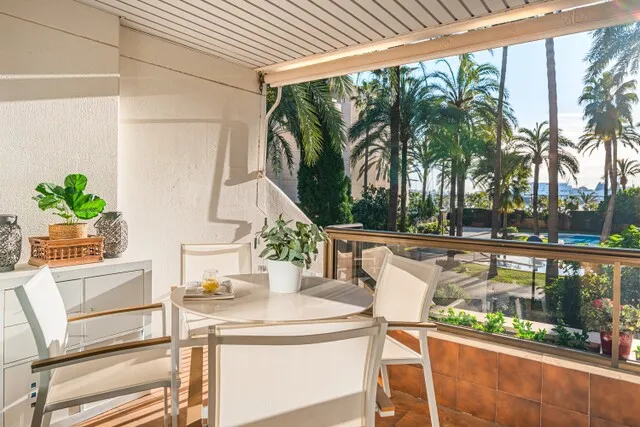 Sea view duplex apartment with private garden for sale in Palma, Mallorca — photo 3