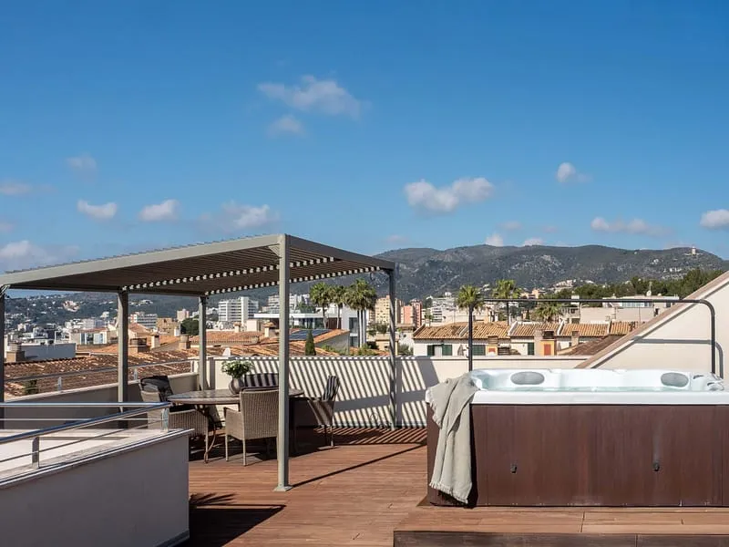 Luxury Penthouse with Panoramic Sea Views and Private Roof Terrace in La Bonanova, Palma — photo 6